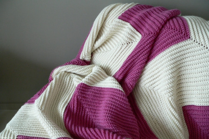 coconut_ice_chevron_crochet_blanket_bedspread1