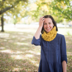 Grounded Cowl - how to crochet a chunky cowl scarf | Homelea Lass