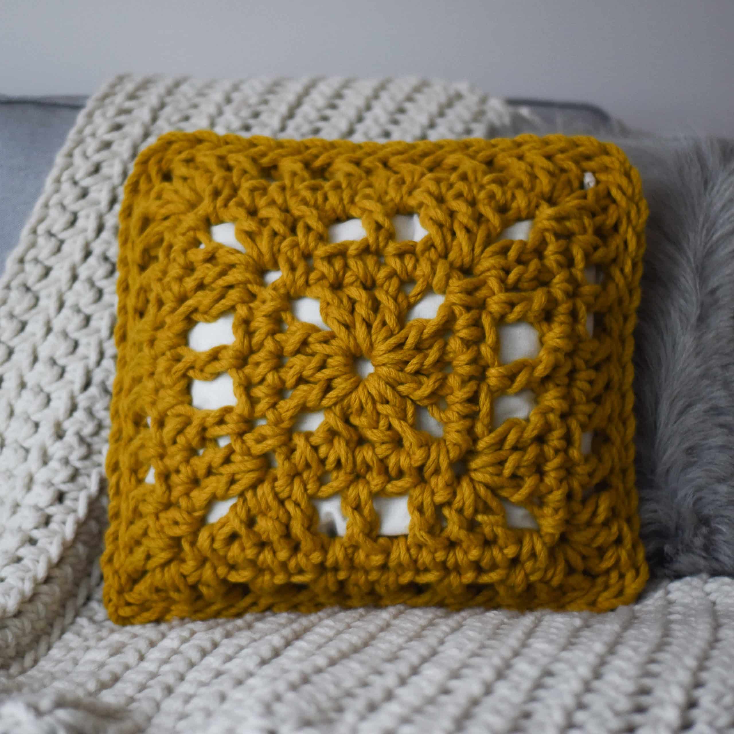 Granny Square Flair: book review and giveaway