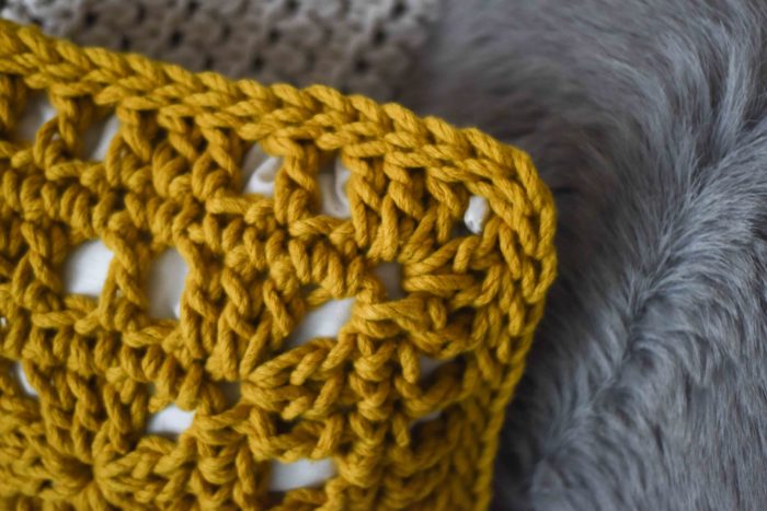 How to Crochet a Chunky Cushion | Homelea Lass