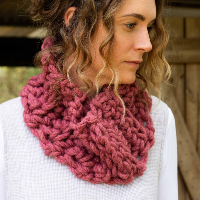 Melbourne Snood - chunky Australian Merino Wool Yarn | Homelea Lass