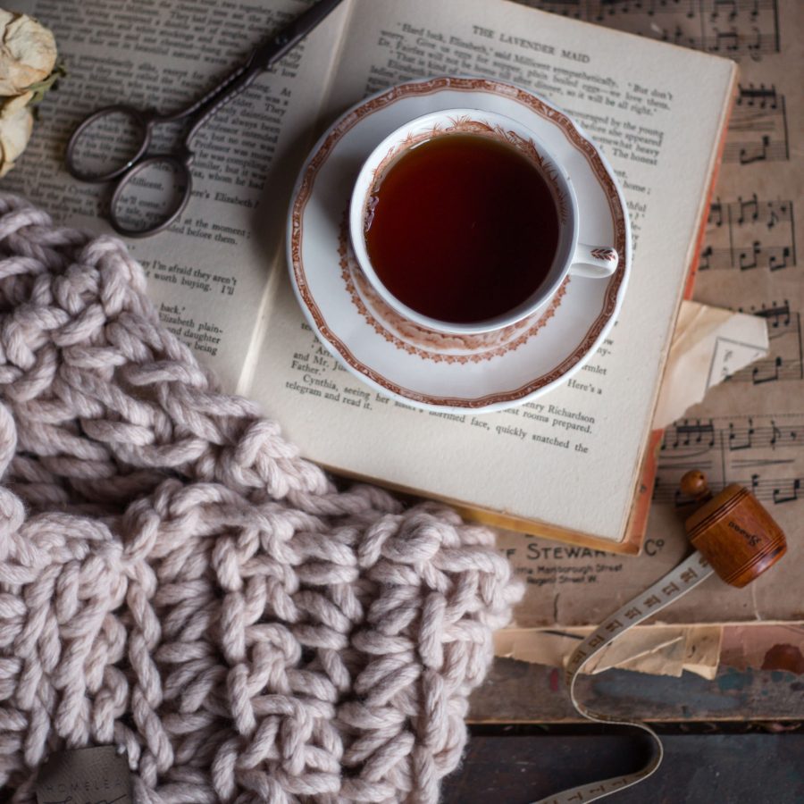 Chunky Scarf Crochet Kit - learn to crochet - Australian Merino Wool - oatmeal Warm Heart Cowl | Homelea Lass