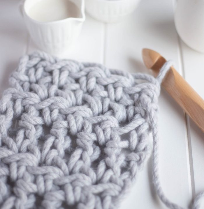 Warm Heart Scarf - learn to crochet | Homelea Lass contemporary crochet